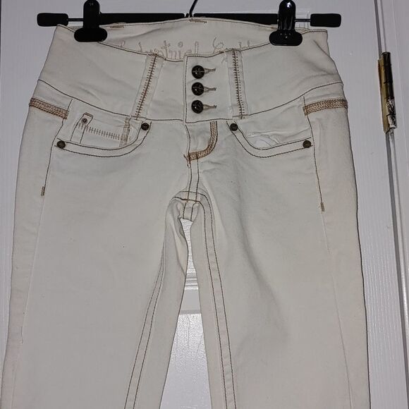Industrial Cotton white bermuda jean shorts Sz 1 NWOT - Picture 3 of 5